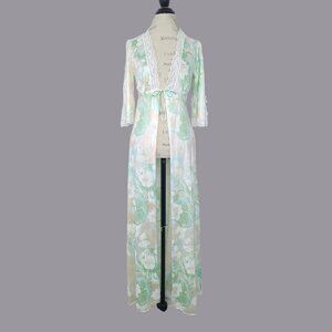 Vintage 60s Chevette Long Robe Small Green Lace Floral